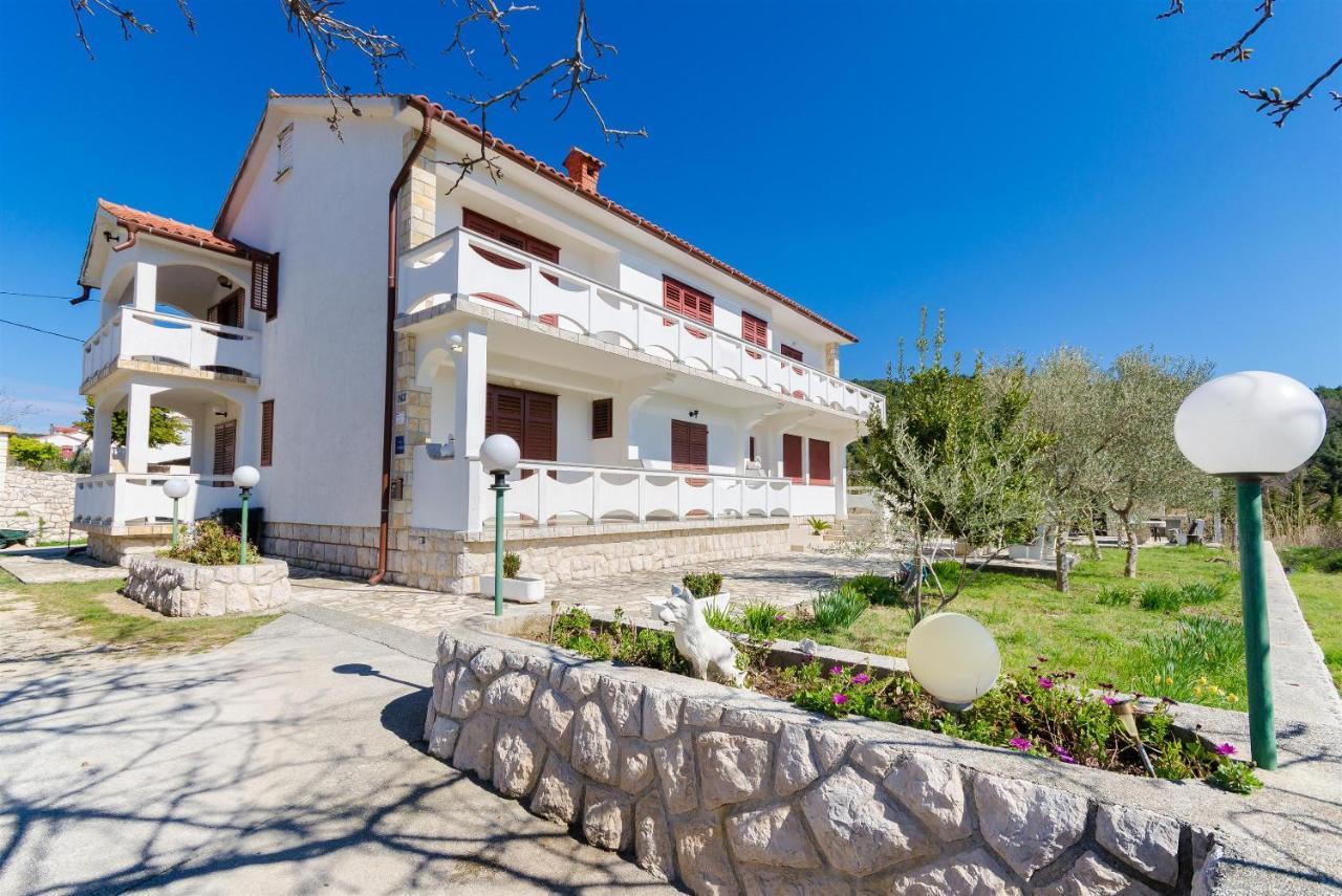 Apartments Vesna Kampor Zewnętrze zdjęcie