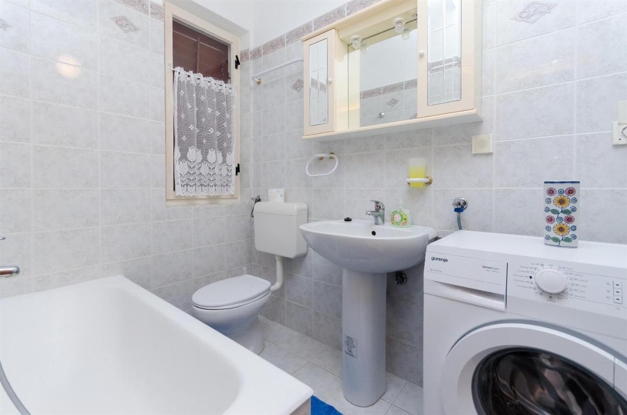 Apartments Vesna Kampor Zewnętrze zdjęcie