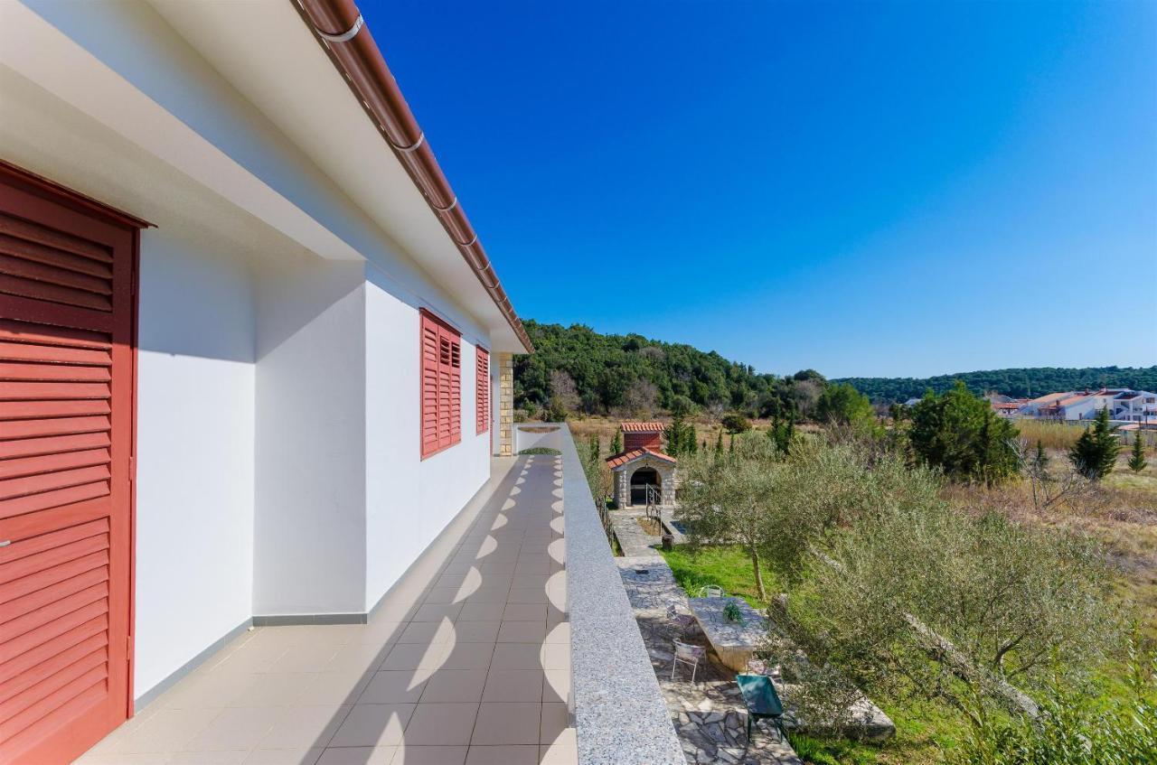 Apartments Vesna Kampor Zewnętrze zdjęcie