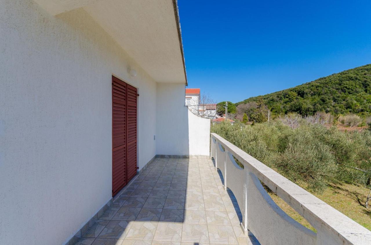 Apartments Vesna Kampor Zewnętrze zdjęcie